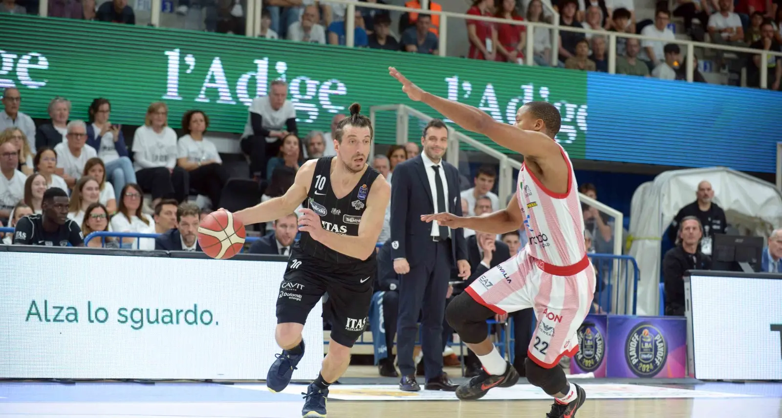 Dolomiti Energia ko in gara 4, in semifinale vola Milano