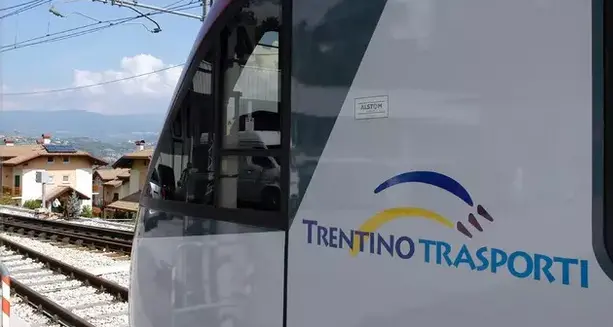 Ancora violenze sui treni: rissa fra due passeggeri sul Trento-Bassano