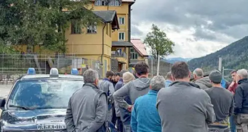 Minori a San Vito, sale la tensione: protesta dei residenti, scattano i trasferimenti