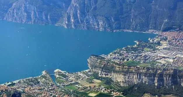 Ciclovia del Garda e proteste, l'alternativa: fermare le bici allo Sperone