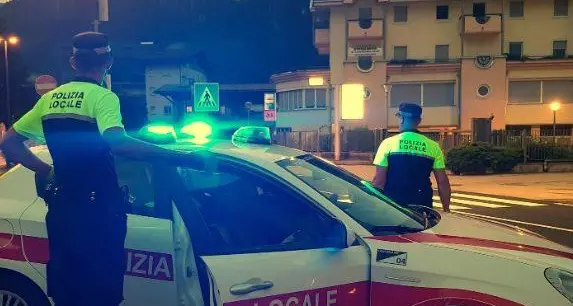 Controlli straordinari antidroga: due patenti e quattro consumatori segnalati