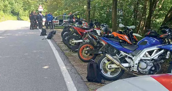 Nuovi controlli sui tornanti del Bondone: sanzioni per undici motociclisti