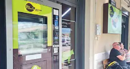 Gardolo, successo per il distributore automatico di gelato artigianale aperto 24 ore su 24