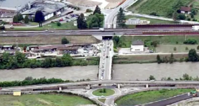 Mega cantiere in tangenziale a Ravina: arrivano le deviazioni e il rischio di lunghe code