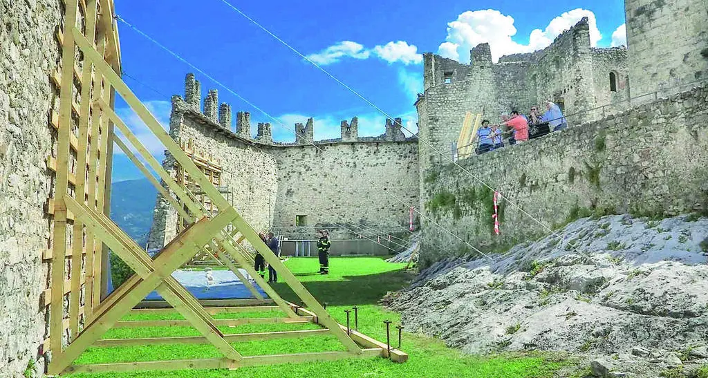 Bando per ricostruire Castel Drena: dai cittadini 19mila euro in aiuti