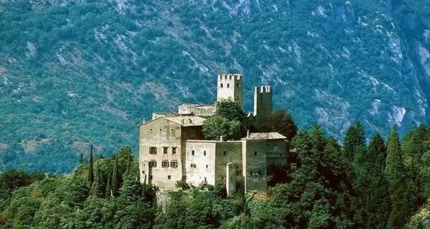 \"Castel Madruzzo a una multinazionale, così la Provincia ignora un territorio\"