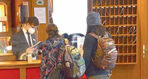 Lanzinger (albergatori): «Più hotel a Trento non servono»