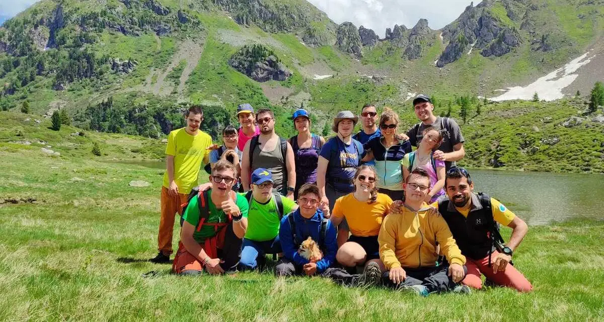 \"Quasi amici\", studenti e giovani con sindrome di Down insieme sui sentieri della socialità
