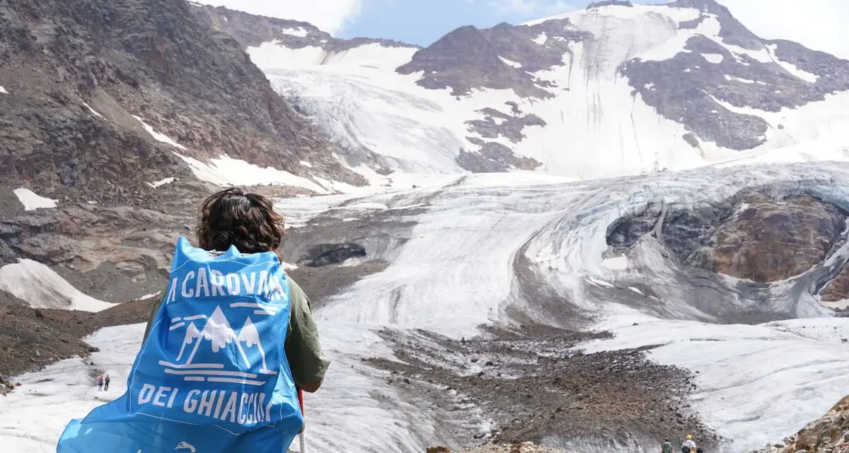 La Carovana di Legambiente torna sulla Marmolada, l'allarme per i ghiacciai e le azioni urgenti