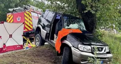 Civezzano, auto finisce nella scarpata: ferita una donna