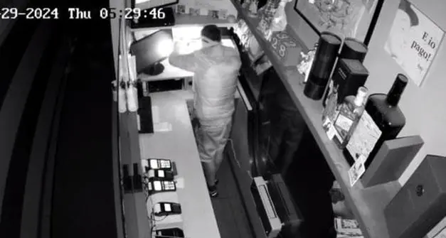 Furti in serie nei negozi e ristoranti a Trento: resta in carcere un 37enne