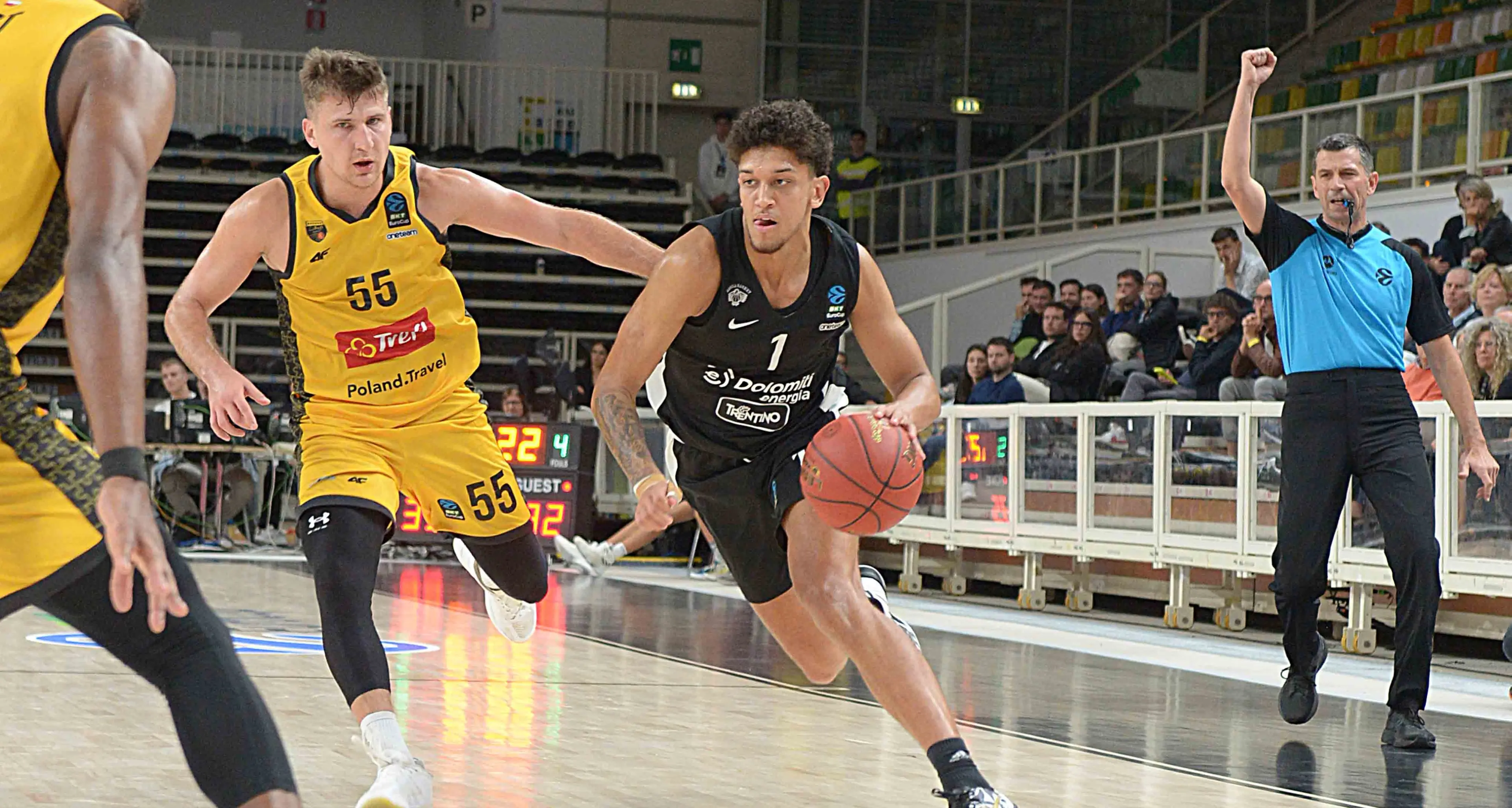 Primo sorriso europeo per l'Aquila: vittoria sul Trefl Sopot
