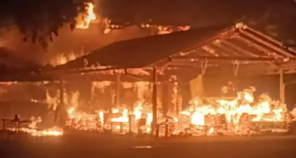 Rogo del bicigrill a Pellizzano, il Comune sarà parte civile: «È stato un pugno nello stomaco per la comunità»
