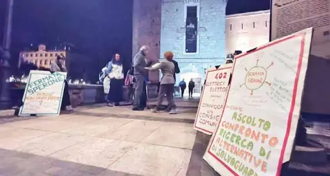 Ciclovia, l'esposto per la sospensione: «Serve una nuova perizia geologica»