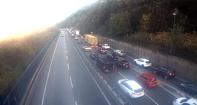 Incidente sulla Valsugana: lunghe code da Civezzano a Trento nord