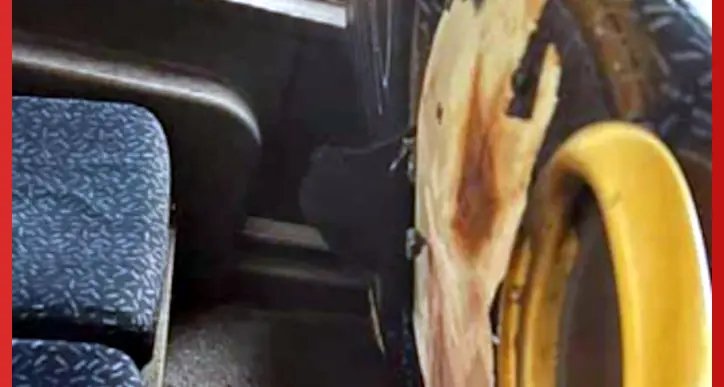 Il sedile incendiato sul bus Trento-Levico: denunciato uno studente