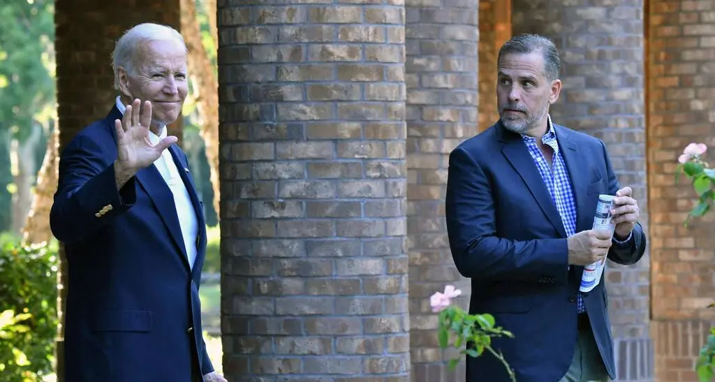 Joe Biden grazia il figlio Hunter : \"È stato preso di mira per colpire me\"