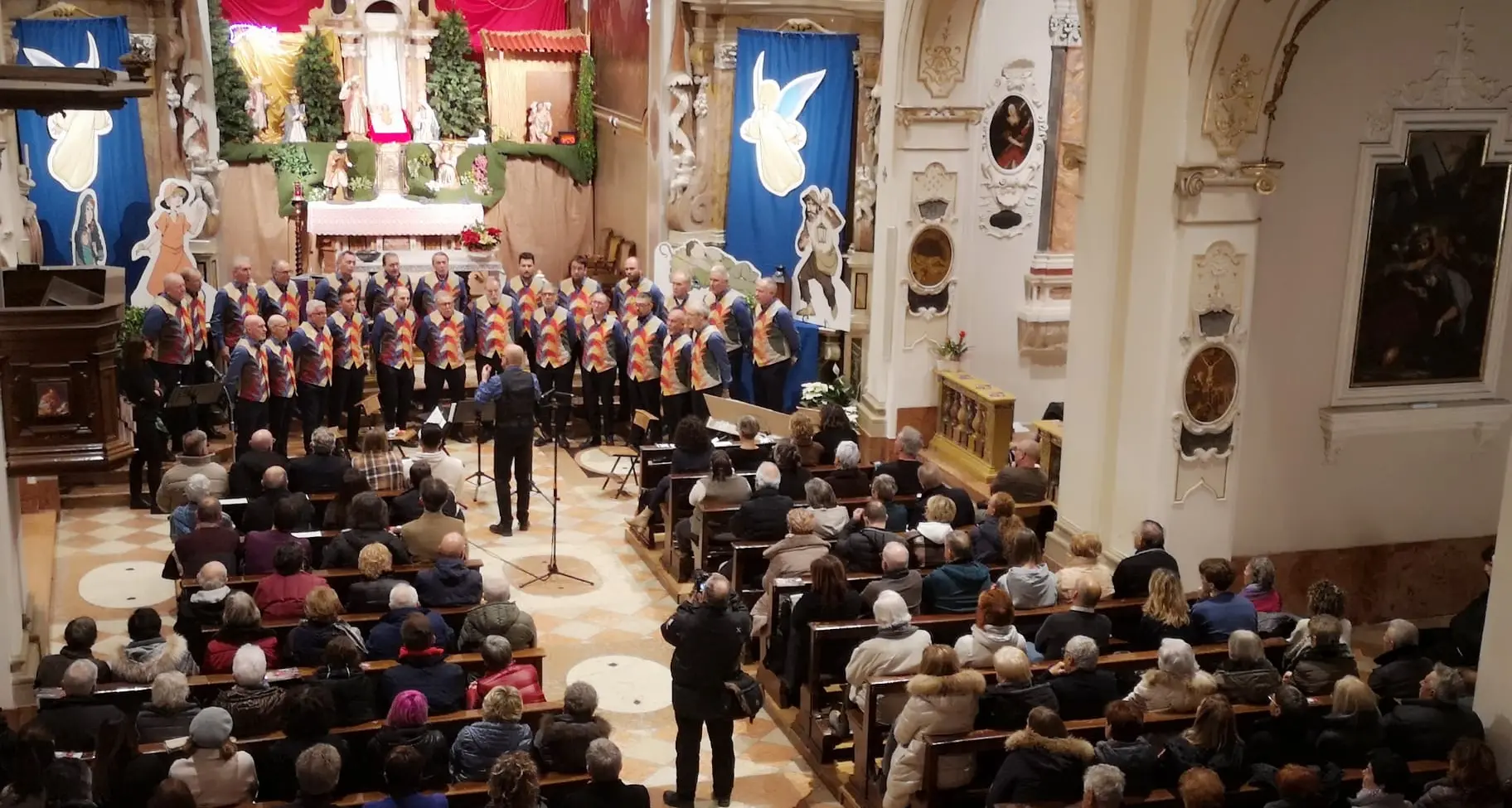 \"Natale anima della speranza\", emozioni a Borgo Sacco con il coro Sant'Ilario