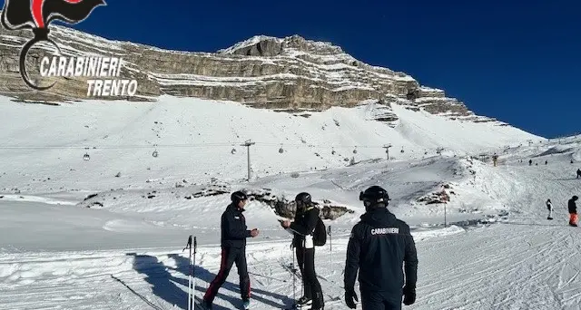 Sciatori spericolati, ubriachi o senza assicurazione: raffiche di multe in Campiglio