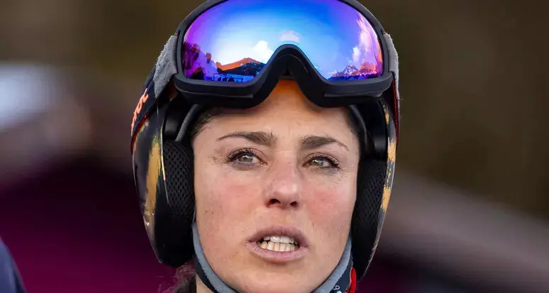 Garmisch, doppietta azzurra in discesa: Federica Brignone vince con un centesimo su Sofia Goggia