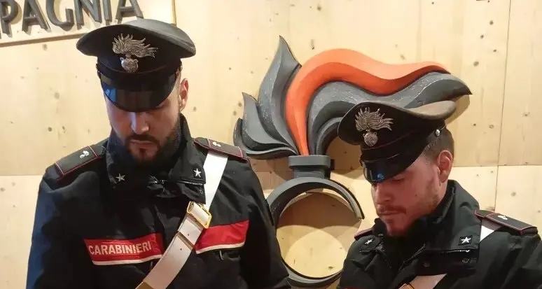 Blitz dei carabinieri in un locale notturno: arrestato uno stagionale per spaccio di droga
