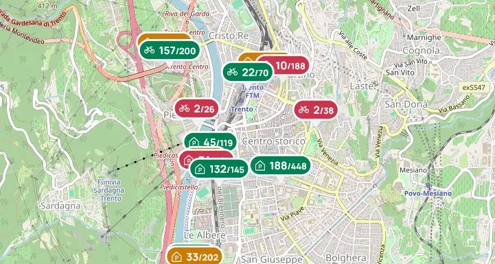 Parcheggiare in città? Ecco la mappa interattiva in tempo reale dei posti disponibili