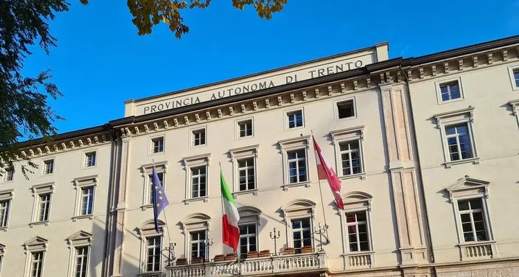 Sanità, enti locali e Apsp: accordo su aumenti e carriere