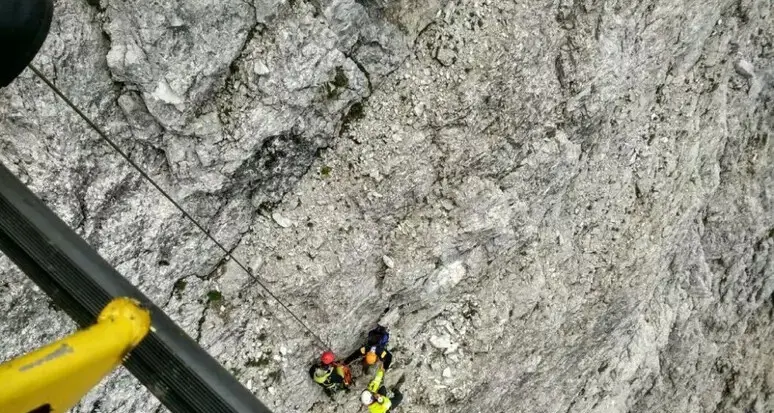 Nuova tragedia della montagna: escursionista precipita e muore sul Bosconero