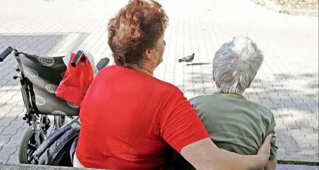 Badanti e colf, in Trentino si lavora fino a 75 anni