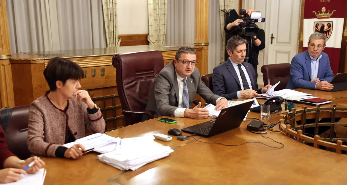 Manovra provinciale da 5,6 miliardi in Trentino: nidi meno cari e tre nuove misure per la casa