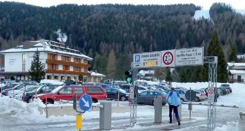 Skipass gratis per scusarsi delle multe a Fondo Grande