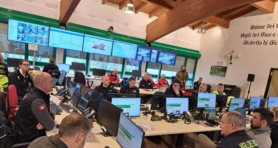 Passo Fedaia chiuso per neve: 50 centimetri caduti al confine col Veneto