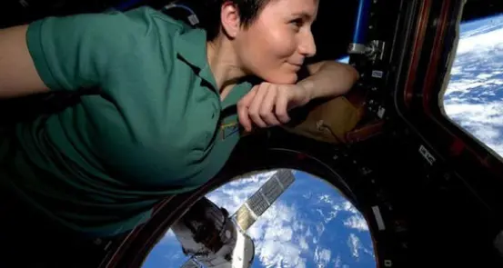 Cristoforetti: nei prossimi 15 anni l'uomo non andrà su Marte ma sulla luna