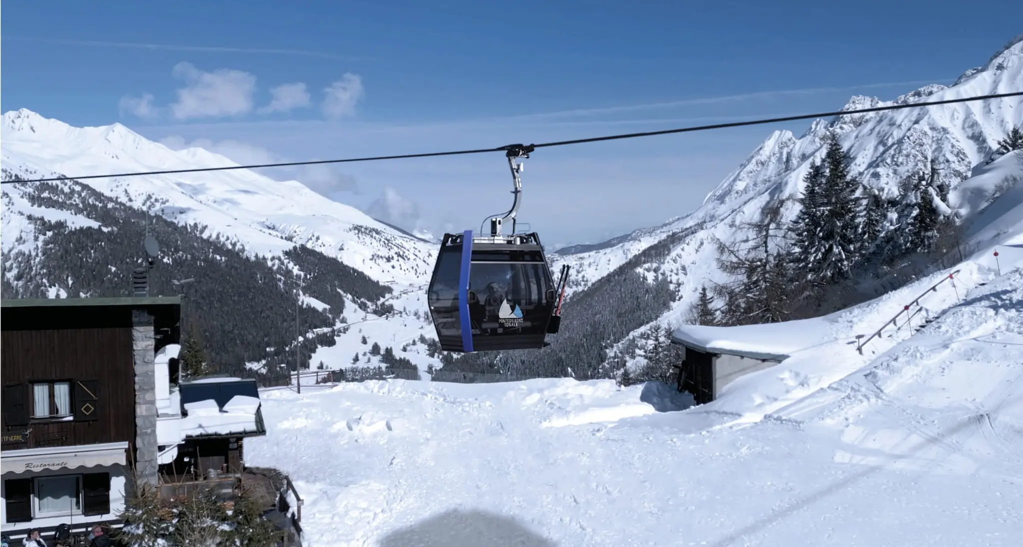 Pontedilegno-Tonale: quasi un milione di sciatori e crescita del 3%. Al via lavori per cabinovie e skywalk
