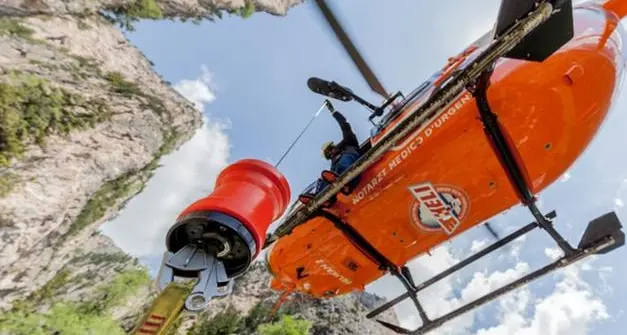 Alpinista trentenne precipita per oltre 100 metri dalla ferrata Tridentina: grave