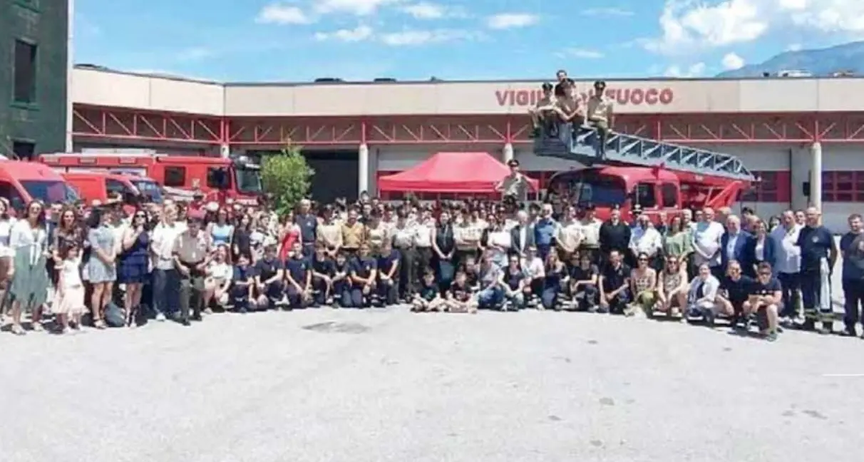 Riva, boom di chiamate involontarie ai 112: «Pesano sul lavoro dei vigili del fuoco»