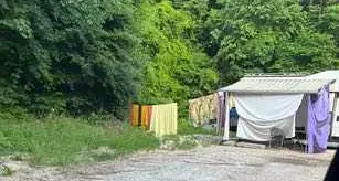 Rave party a Pra Marquart, FdI attacca: “Montagna senza controlli e a rischio sicurezza”