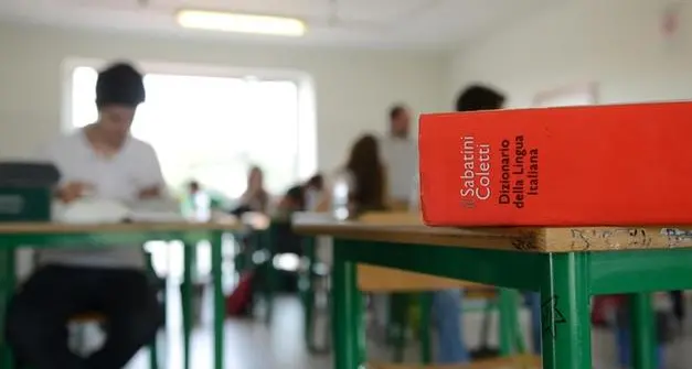 Maturità 2026, da Pavese a Calabresi: ecco tutte le tracce della prima prova