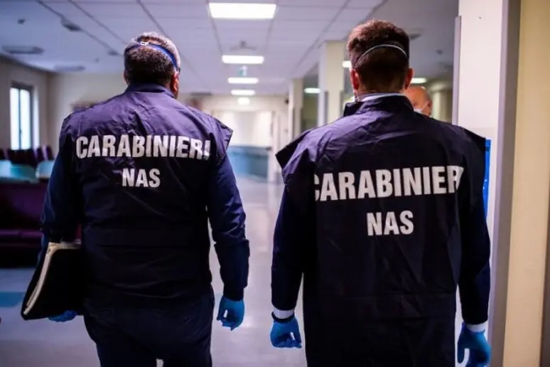 Caldonazzo, cucina di un locale chiusa dopo i controlli: irregolarità igieniche e bombole Gpl a rischio