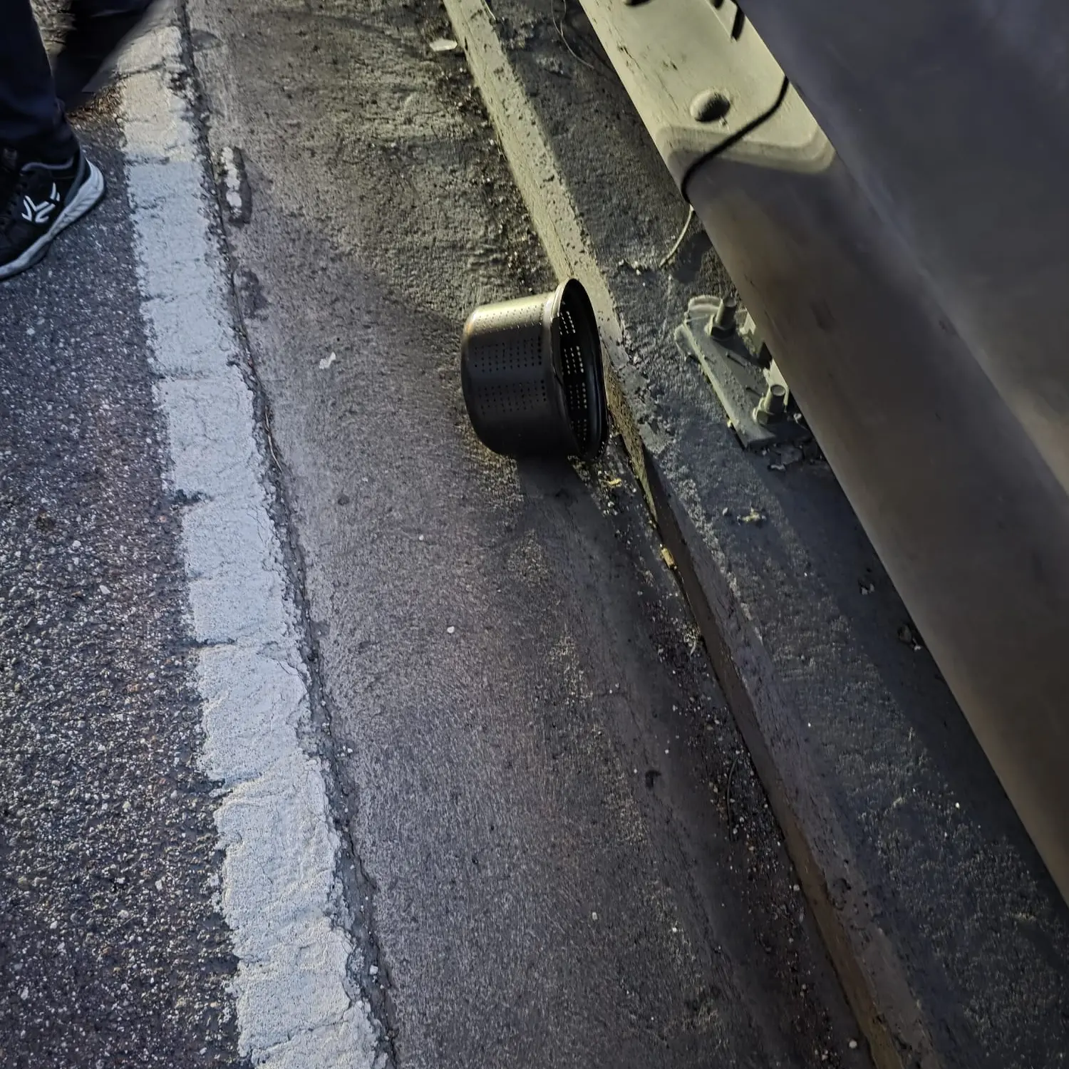 Bolzano, uomo investito mentre rimuove oggetti dalla strada