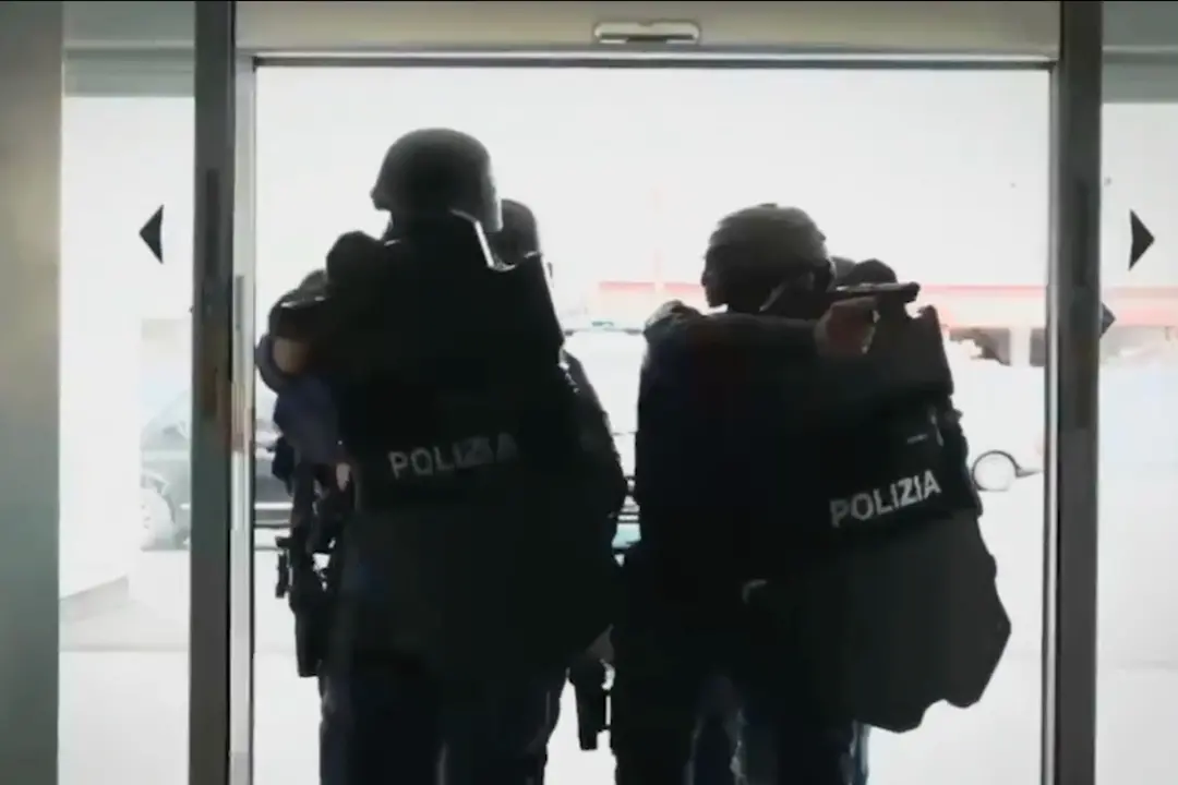 Aeroporto di Roma Fiumicino, l'esercitazione antiterrorismo della Polizia
