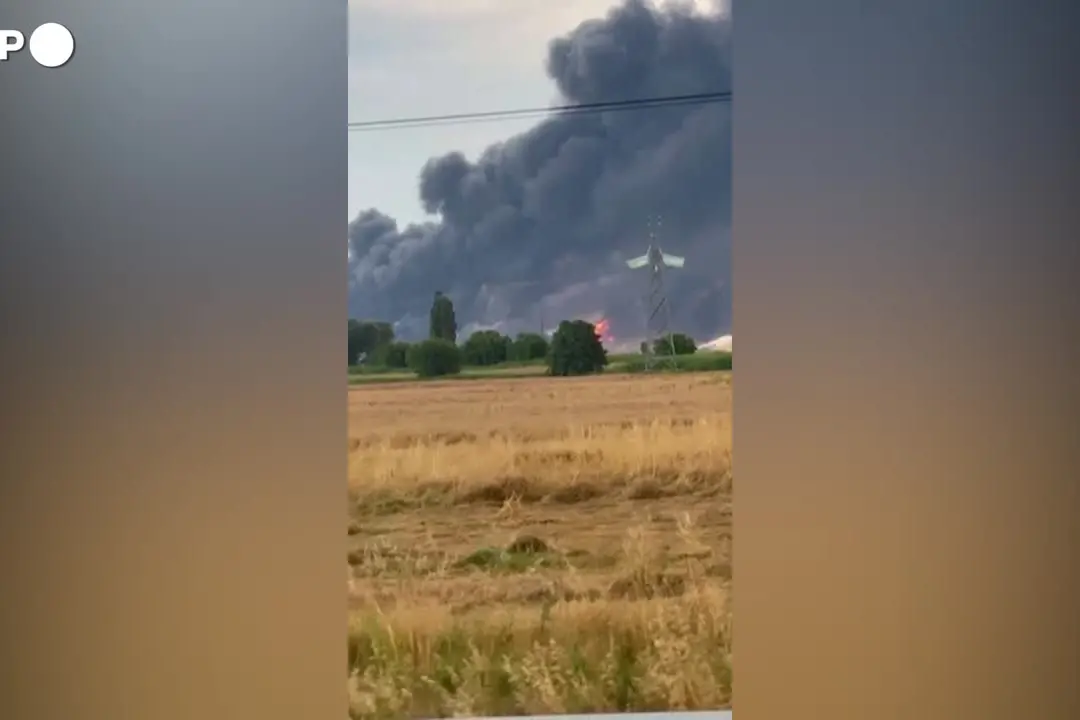 Zelensky conferma attacco a Krasnodar, 'colpita anche una seconda raffineria'