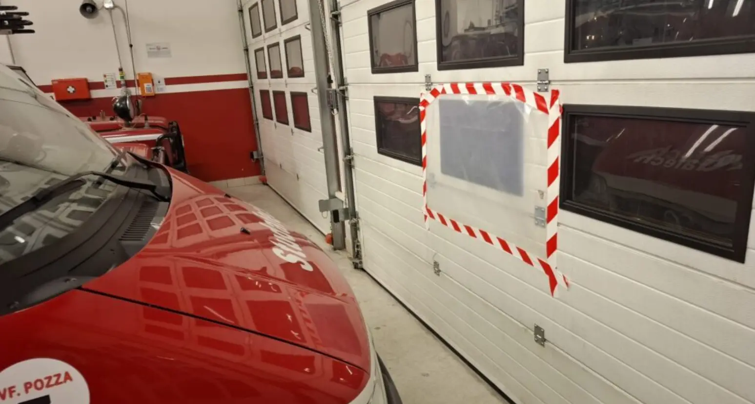 Raid nella caserma dei pompieri di Pozza di Fassa: rubati 40mila euro di attrezzatura