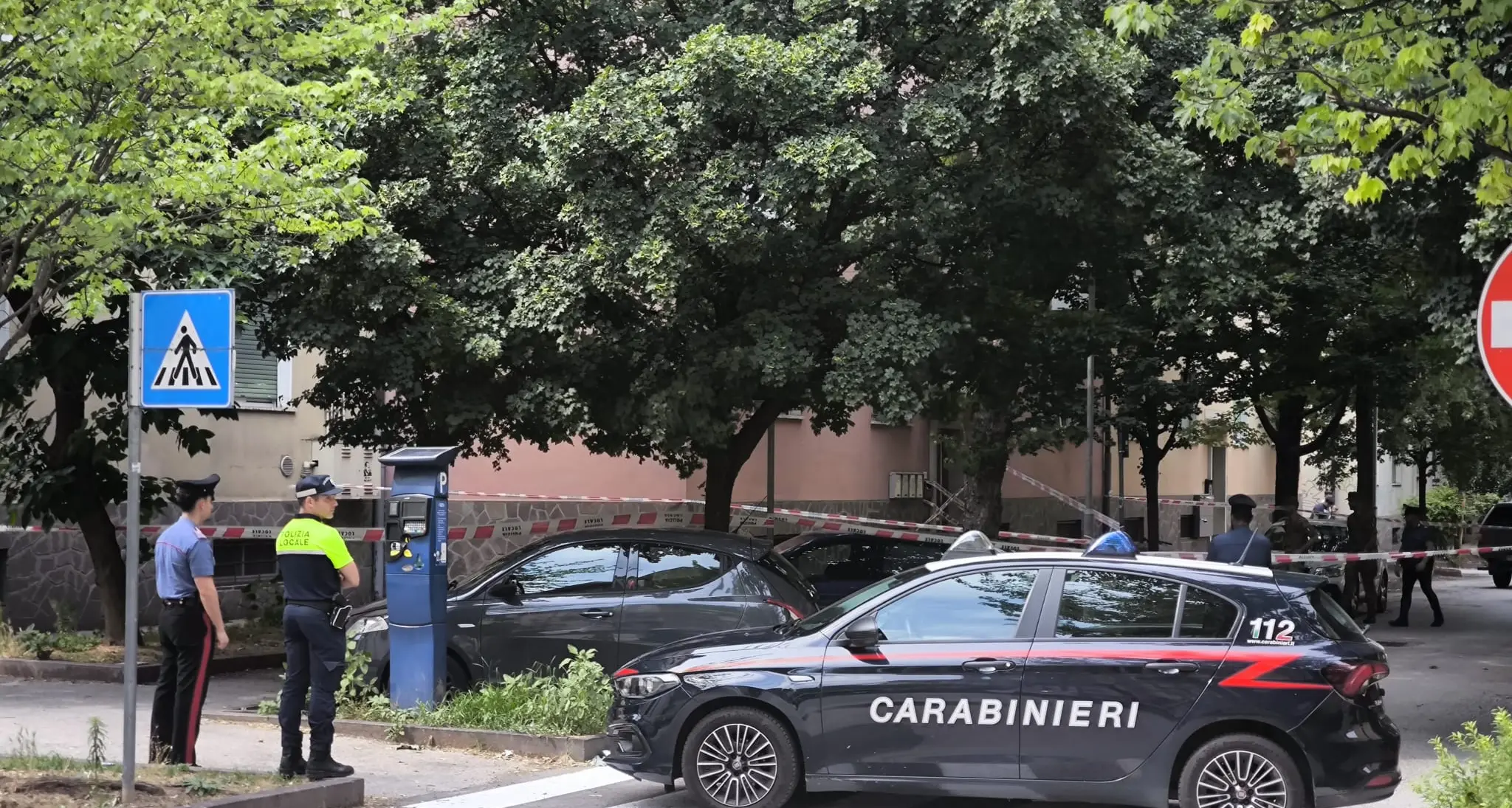Trovano una granata al lago di Caldonazzo e la portano a casa: area transennata a Trento