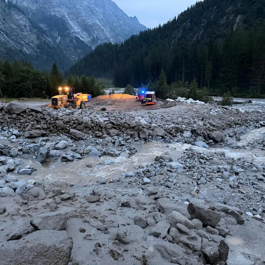 Val Genova, accesso ancora chiuso: recuperati tutti i veicoli, resta l'allerta