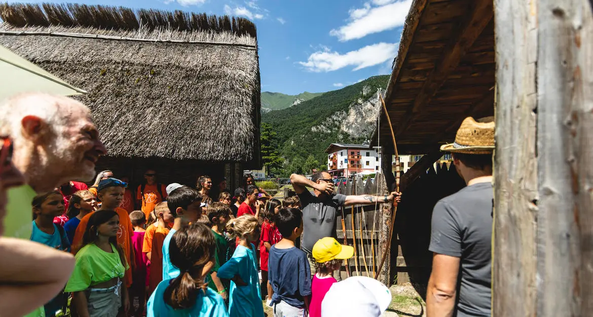 Palafittando festeggia 30 anni: oltre 150 eventi estivi al Museo delle Palafitte di Ledro
