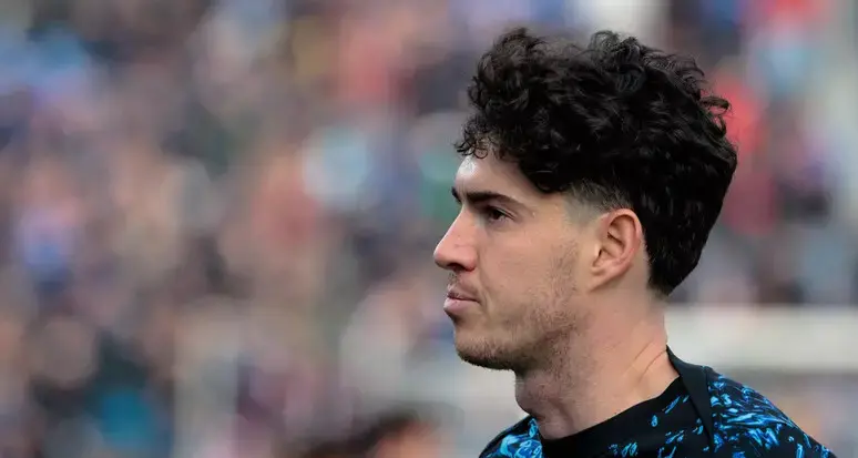 Il calciatore Alessandro Bastoni indagato a Milano per prostituzione minorile
