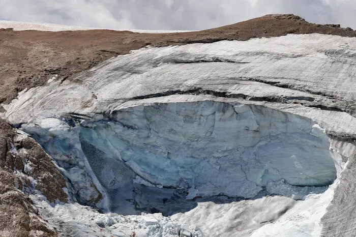 Tragedia della Marmolada: al momento del distacco il ghiacciaio era in «equilibrio critico»
