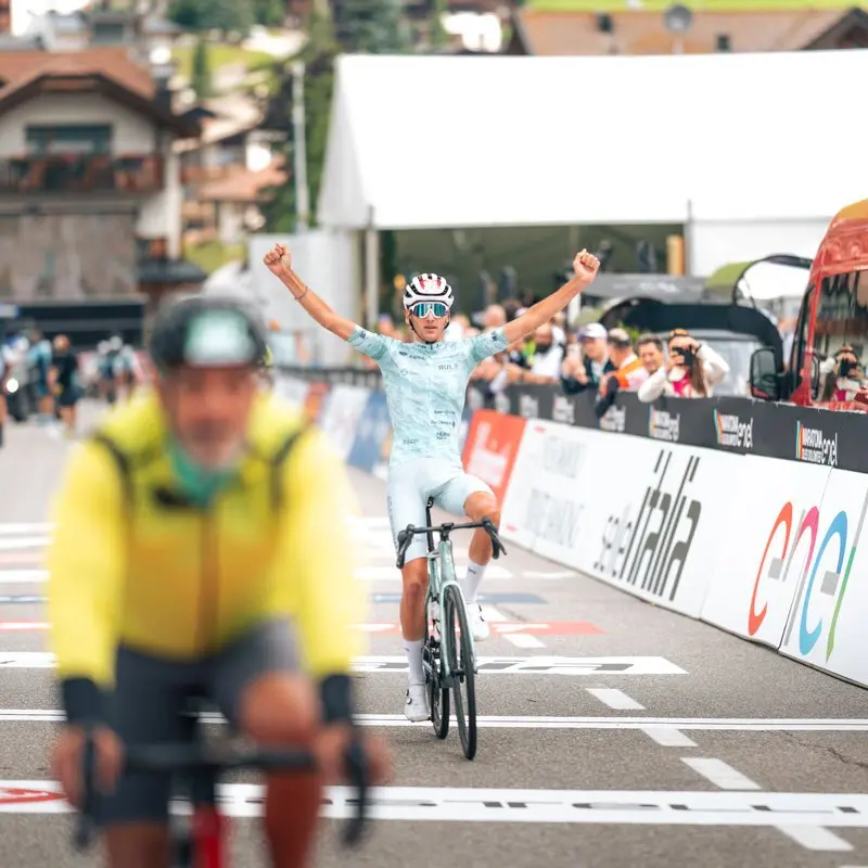 Maratona dles Dolomites - Enel: 8.000 ciclisti tra sport e sostenibilità sulle Dolomiti