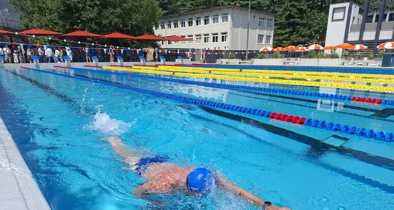 Lido Manazzon, Demattè: «Gruppi di ragazzi seminano paura al lido, servono interventi. Le famiglie scappano»
